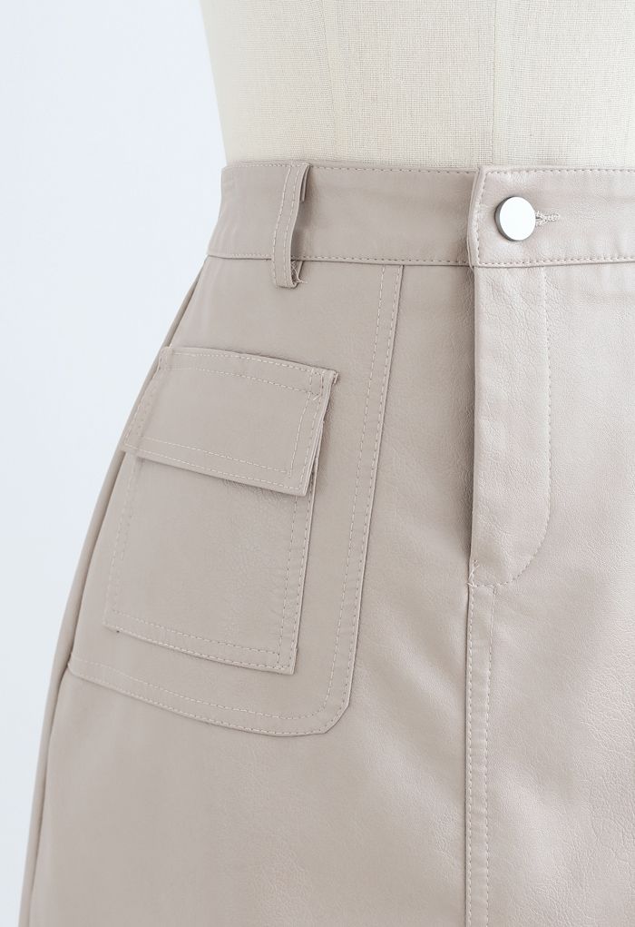 Pocket Faux Leather Texture Skirt in Cream